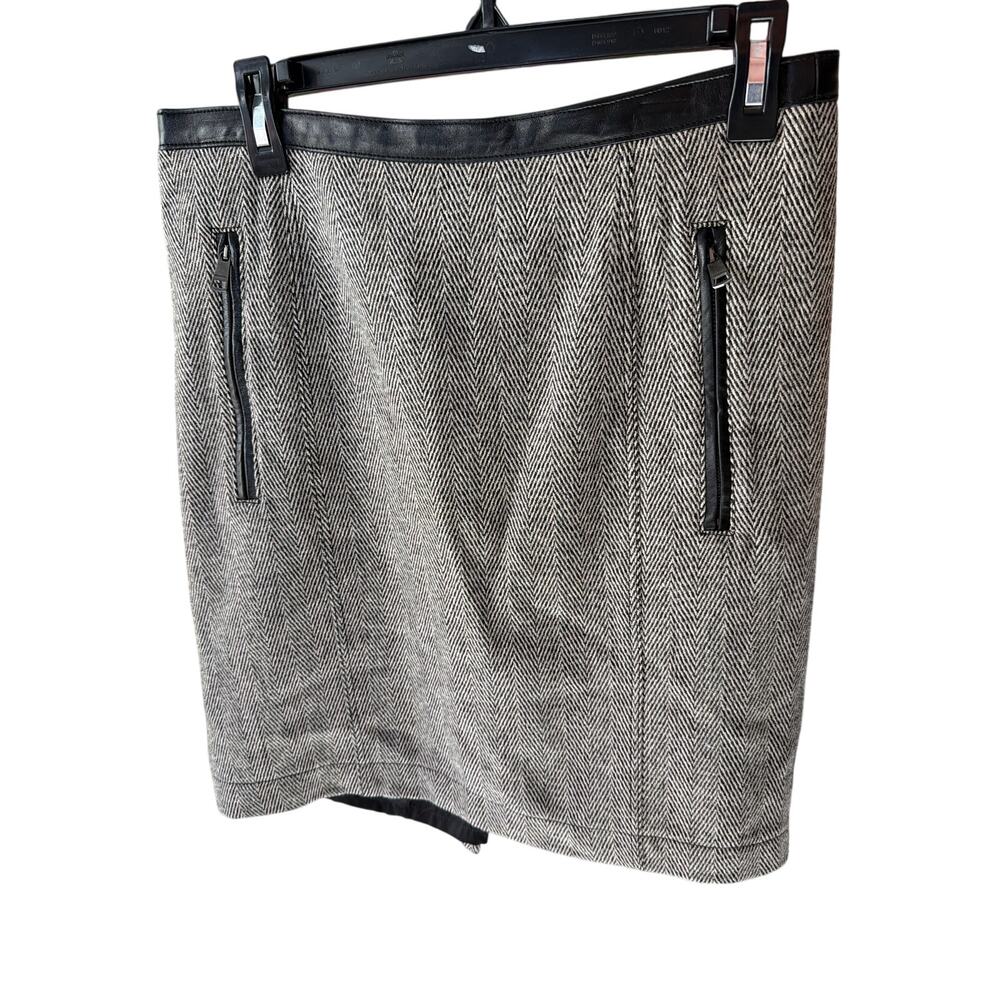 0170 Burberry Brit Herringbone Tweed Pencil Skirt Leather Trim US 10